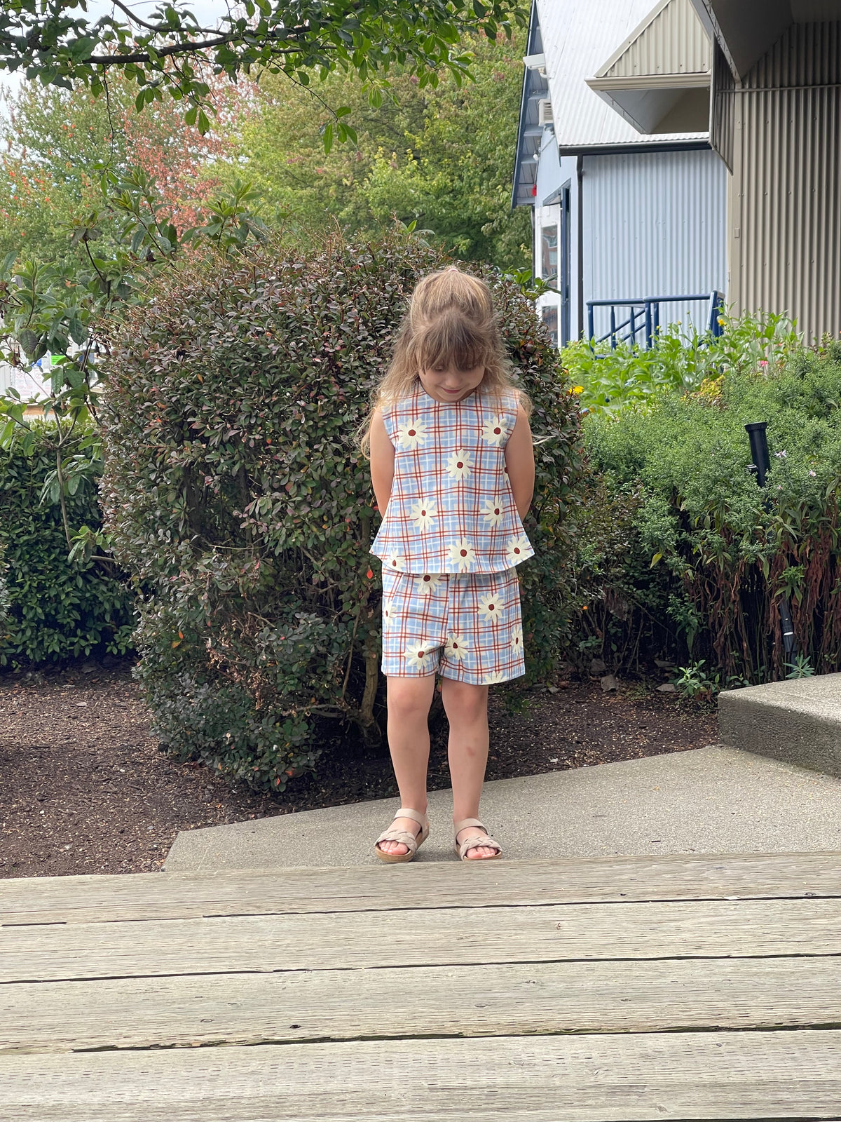 Isla Shorts — Light Tartan Daisy