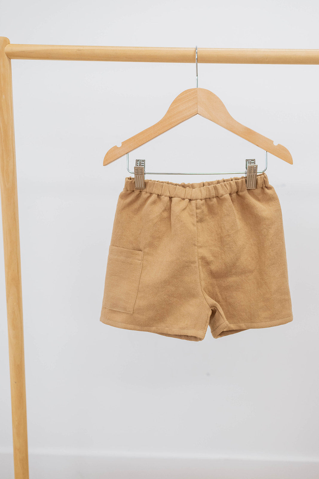 Isla Shorts — Sand