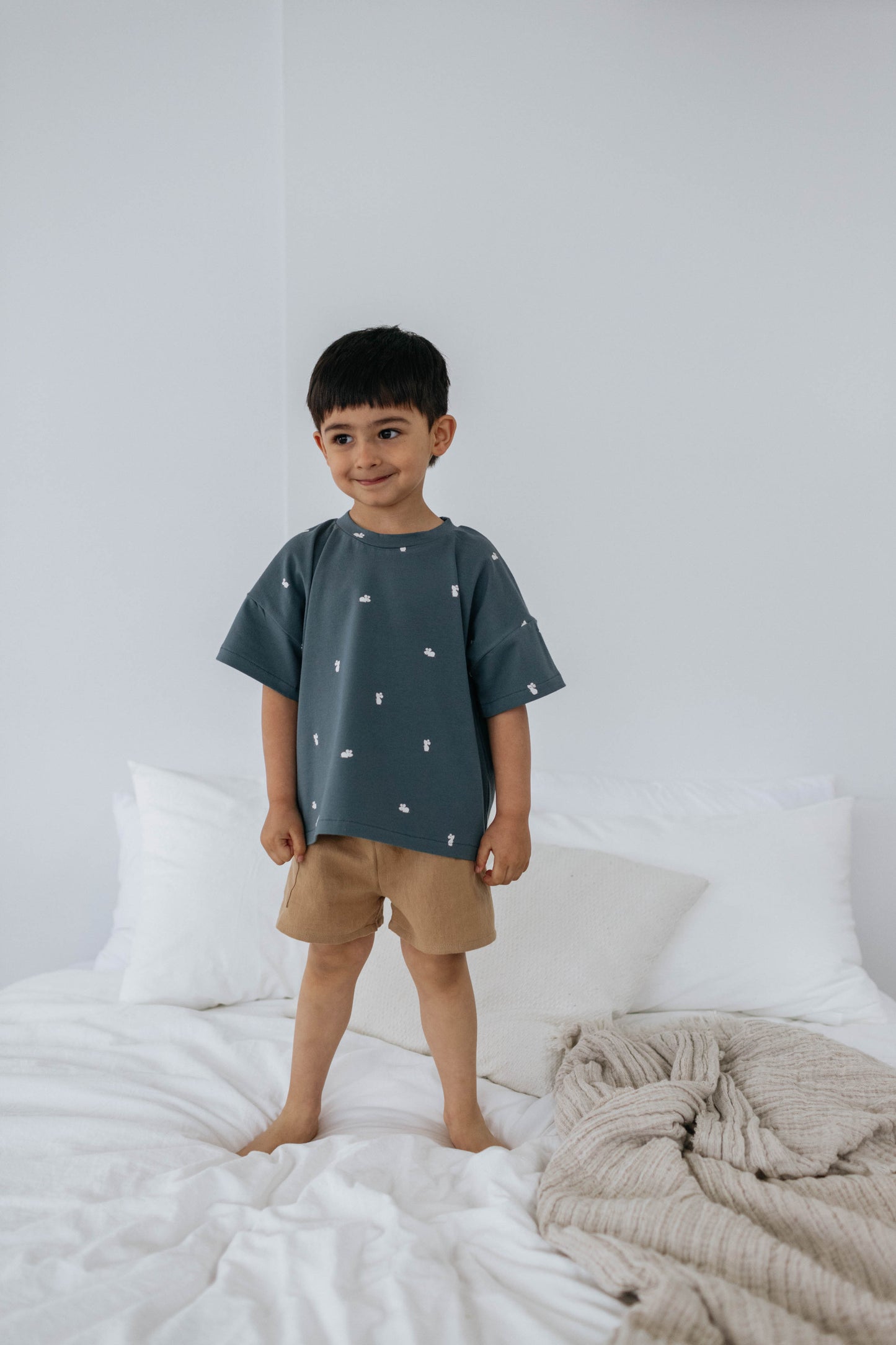 Isla Shorts — Sand