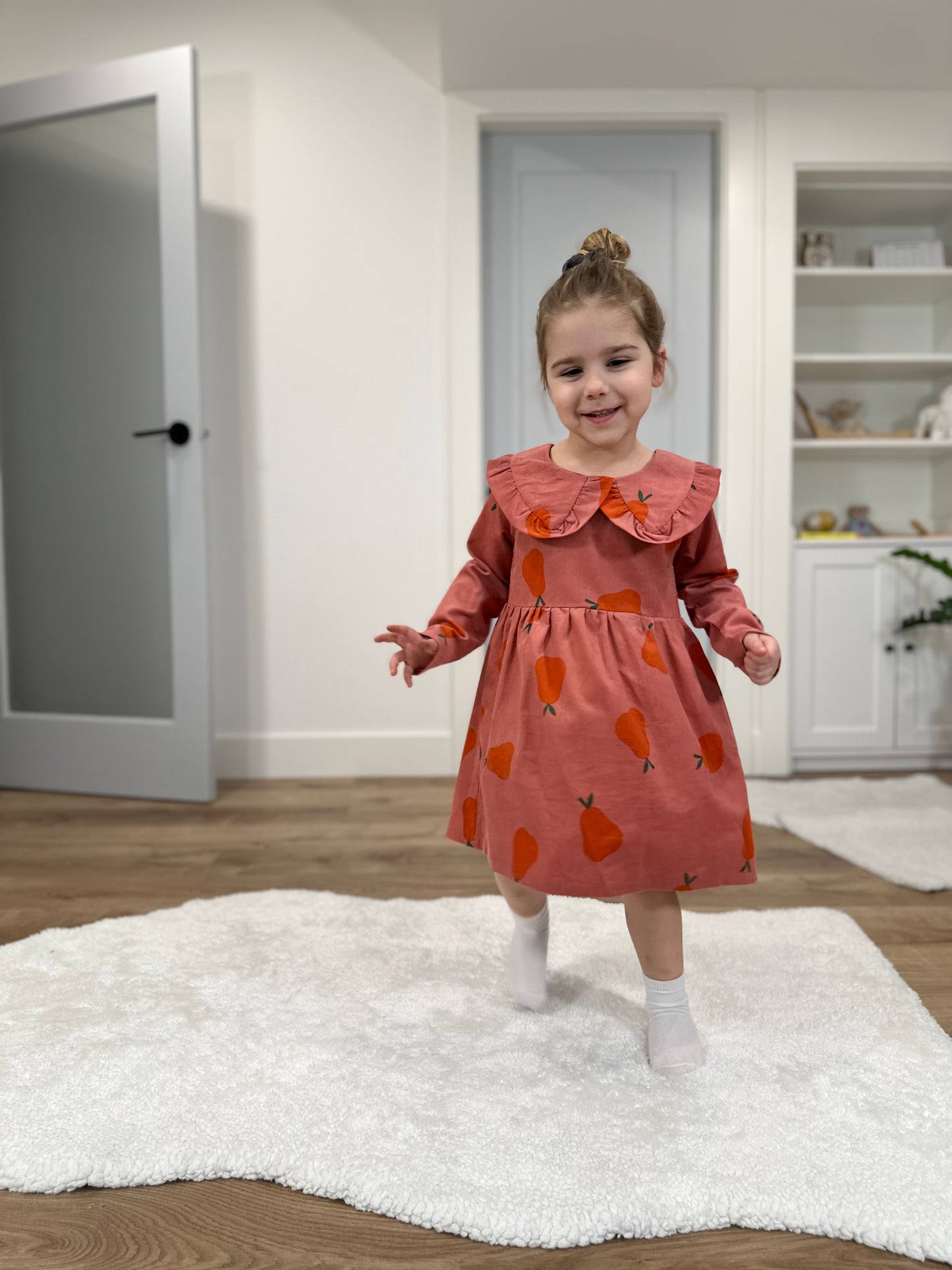 Rowan Dress Longsleeve — Pear Cord