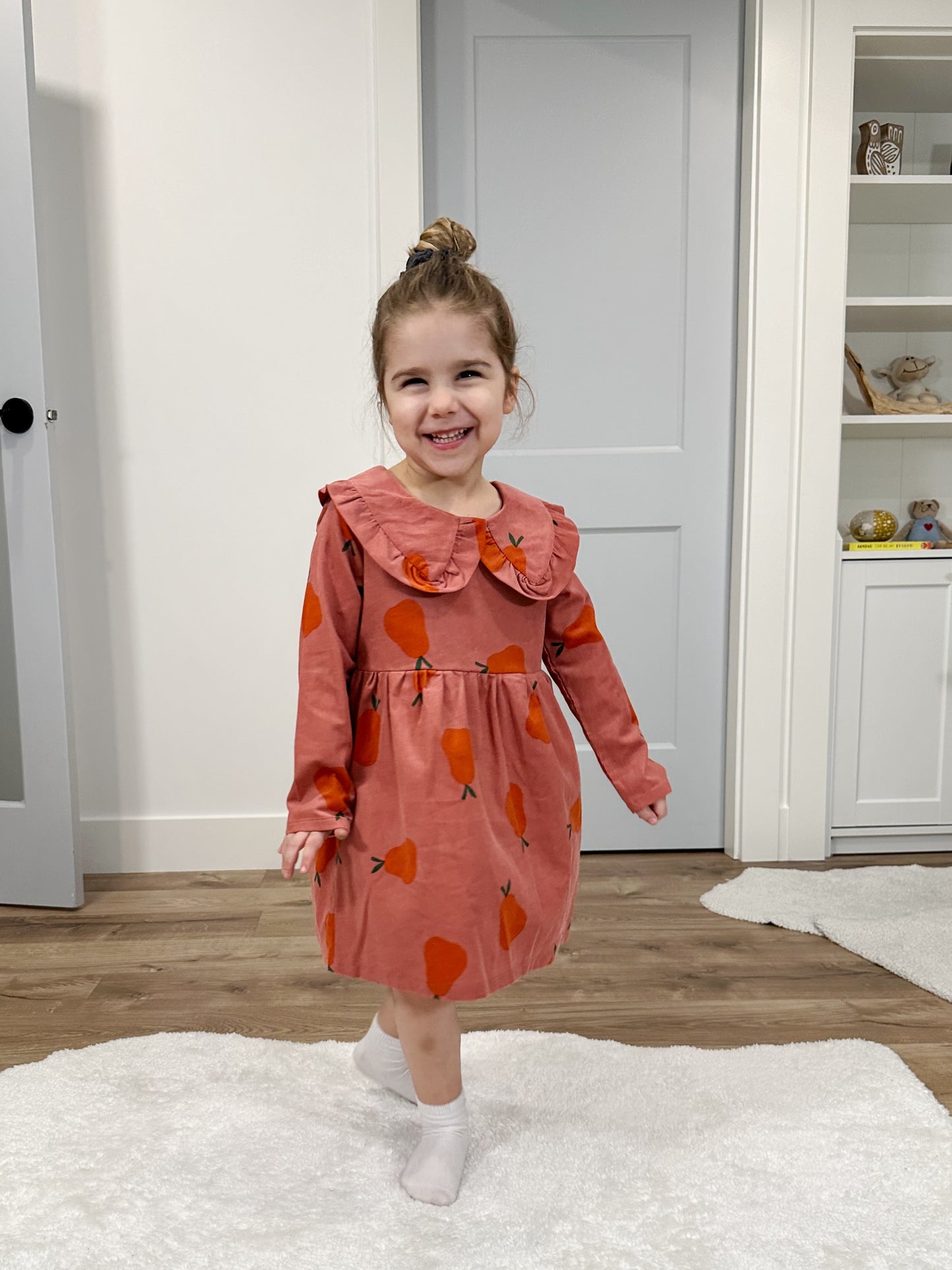 Rowan Dress Longsleeve — Pear Cord