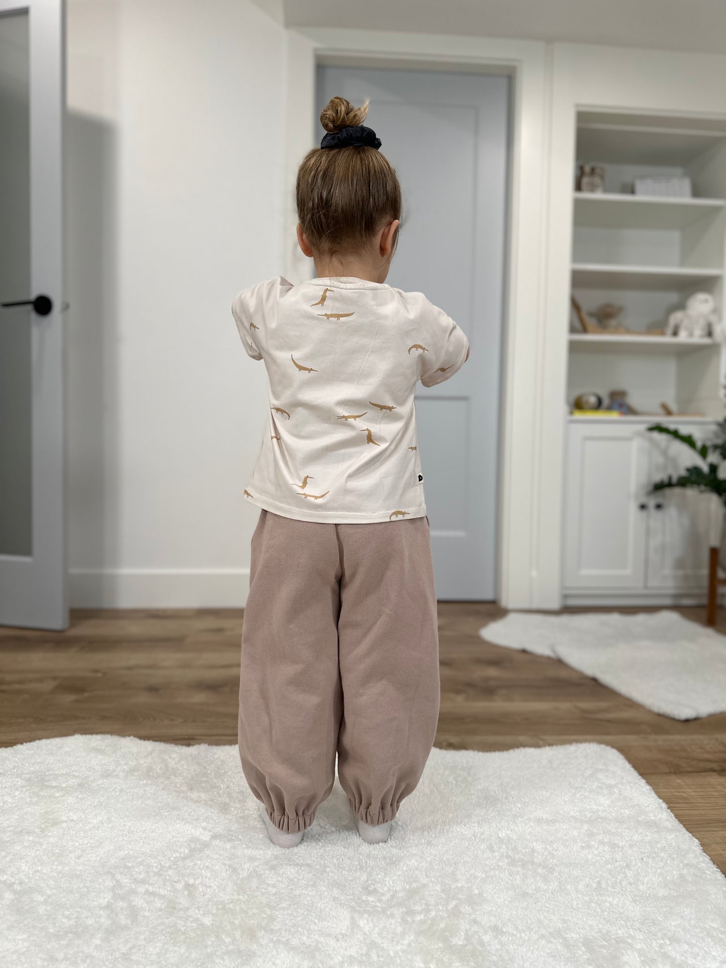 Kai Sweatpants — Dune