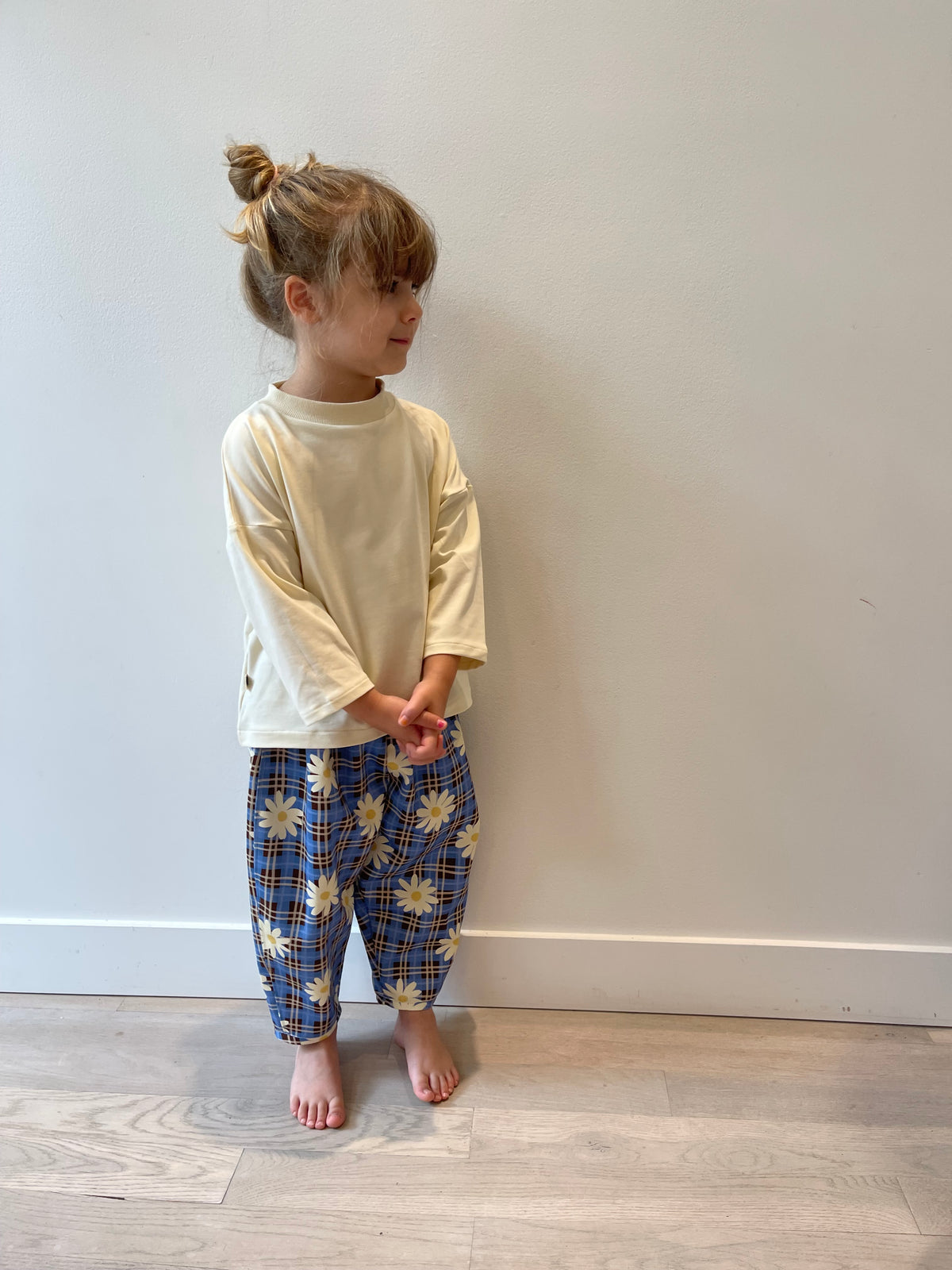 Barrel Pant — Blue Daisy