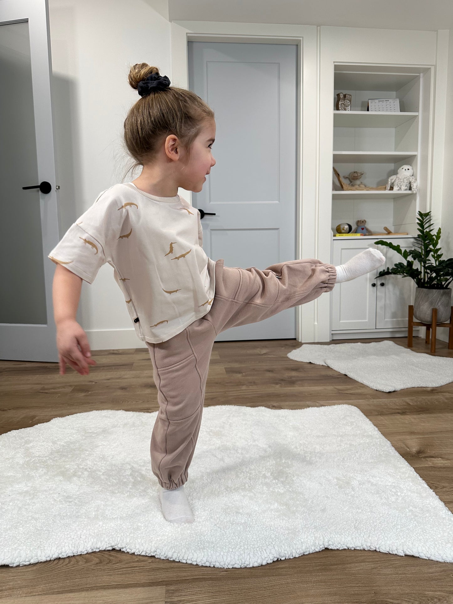 Kai Sweatpants — Dune