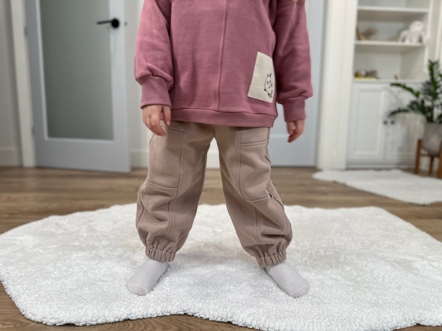 Kai Sweatpants — Dune