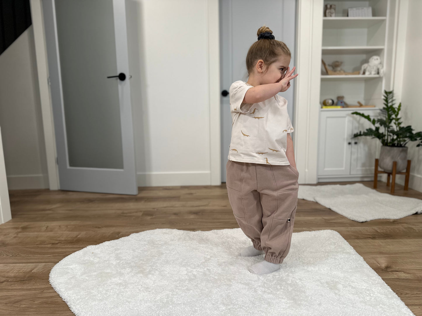 Kai Sweatpants — Dune